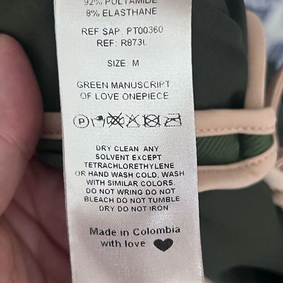 Johanna Ortiz Manuscript of love one piece size medium - Picture 7 of 8